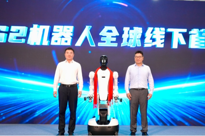 HY8590·海洋之神机器人联合均普智能全球线下首发精灵G2！过亿订单完成首批交付